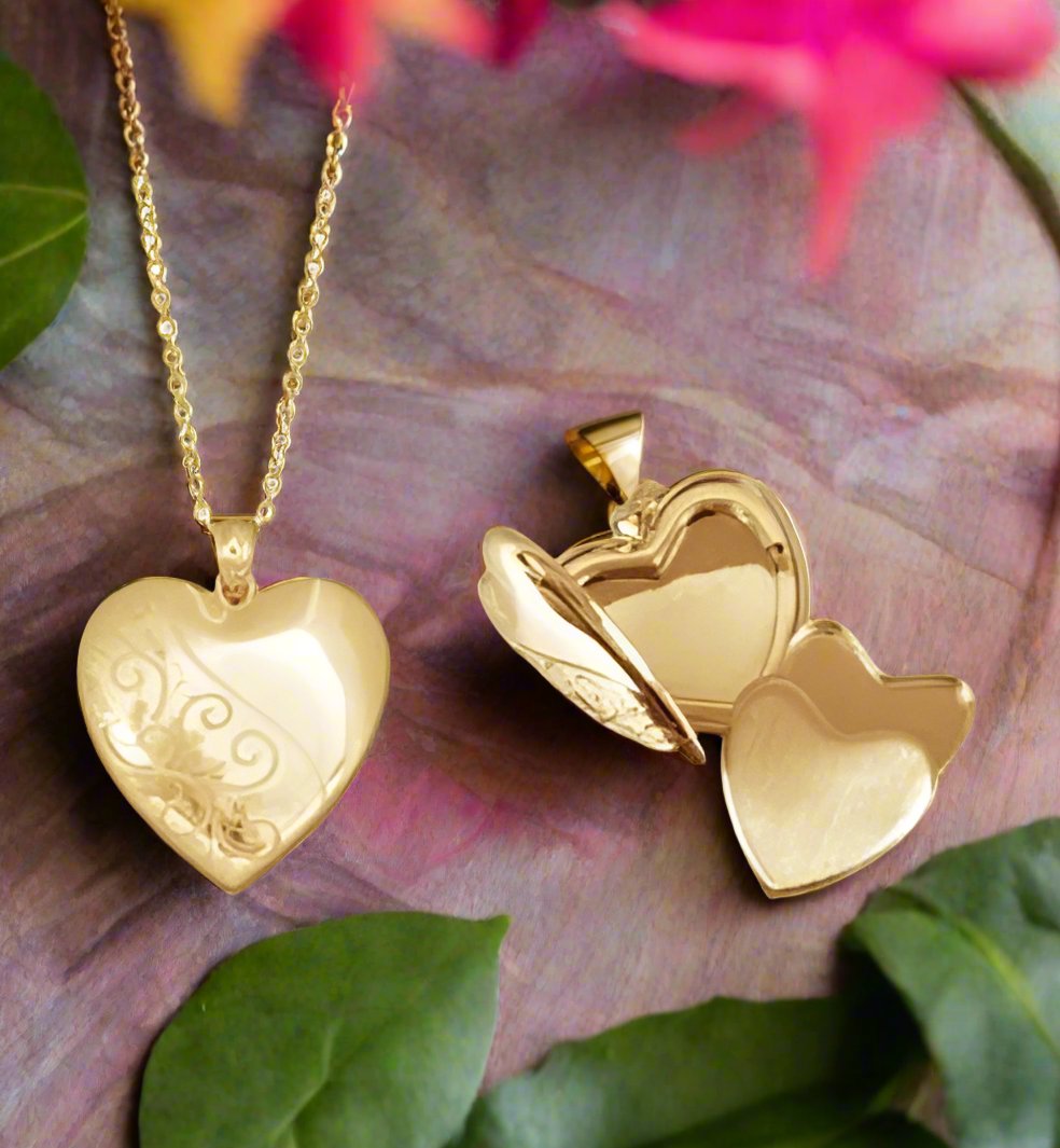 Cremation Keepsake Locket in 9ct Yellow Gold