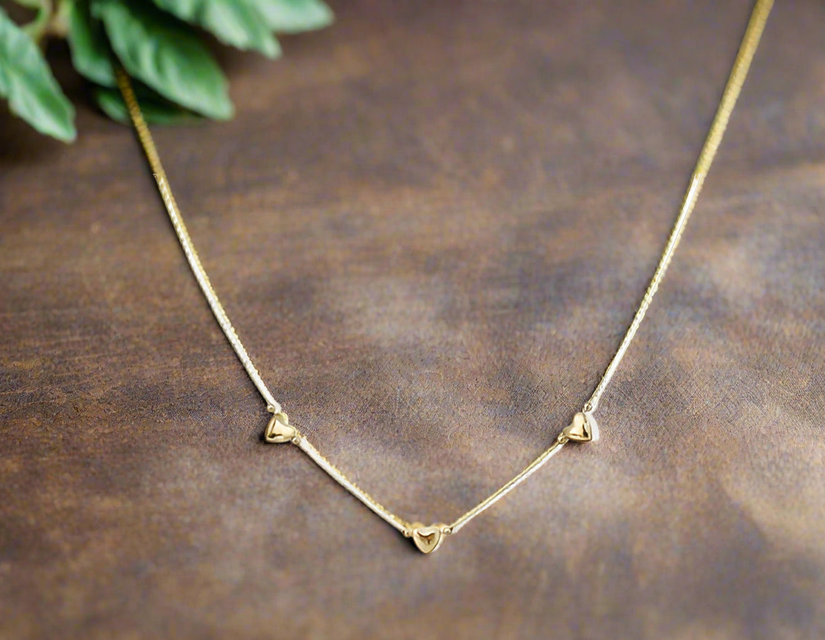9K Yellow Gold 3-Heart Cable Chain Necklace – 45cm