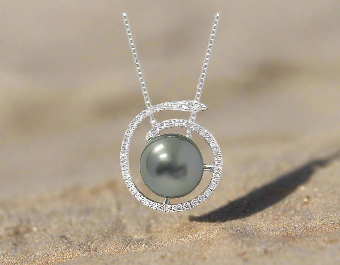 Tahitian Pearl & Diamond Pendant